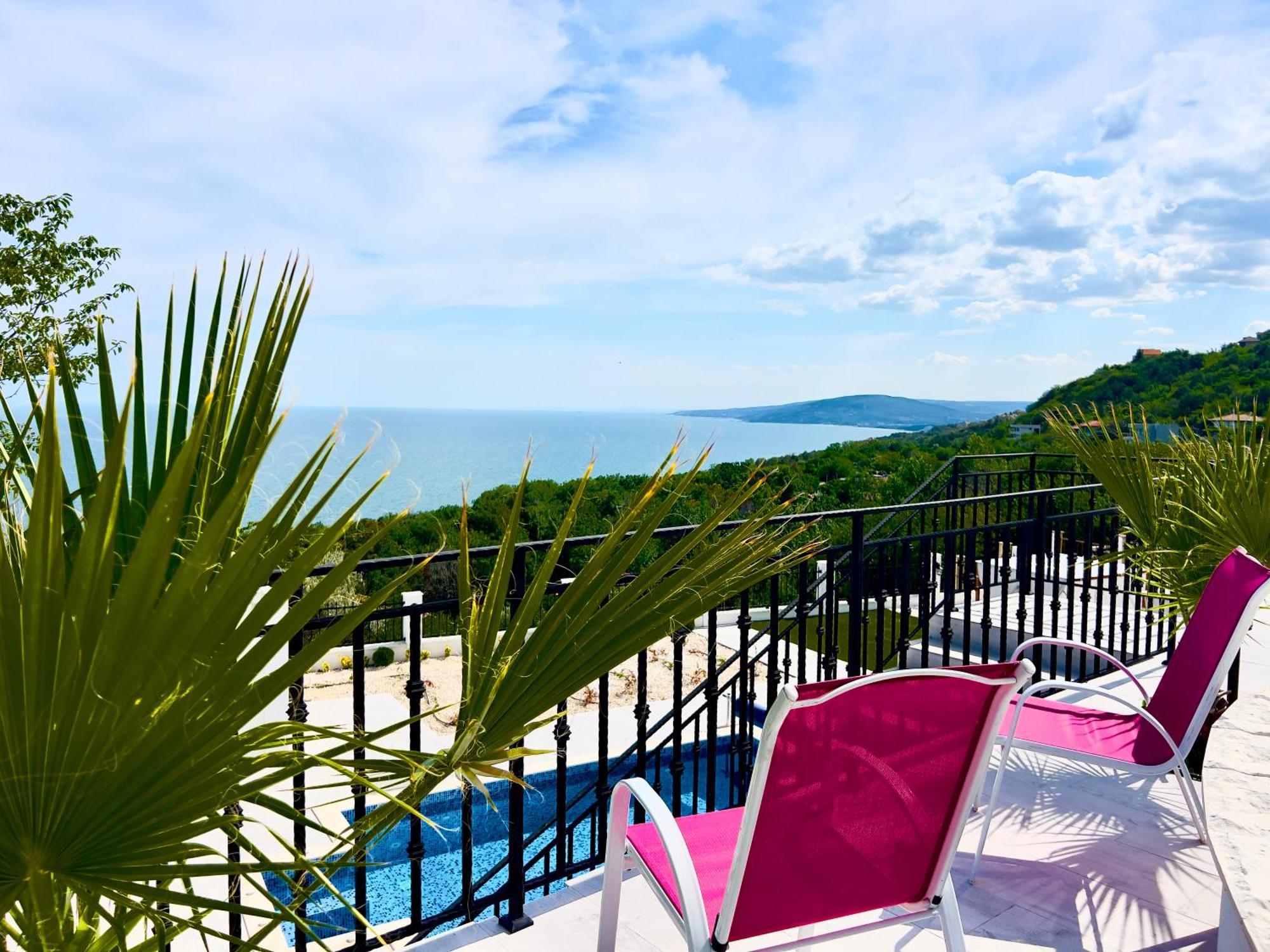 The White Pearl Boutique Villa Balchik Exterior photo